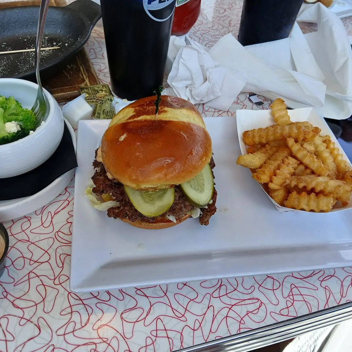 Pontiac Burger