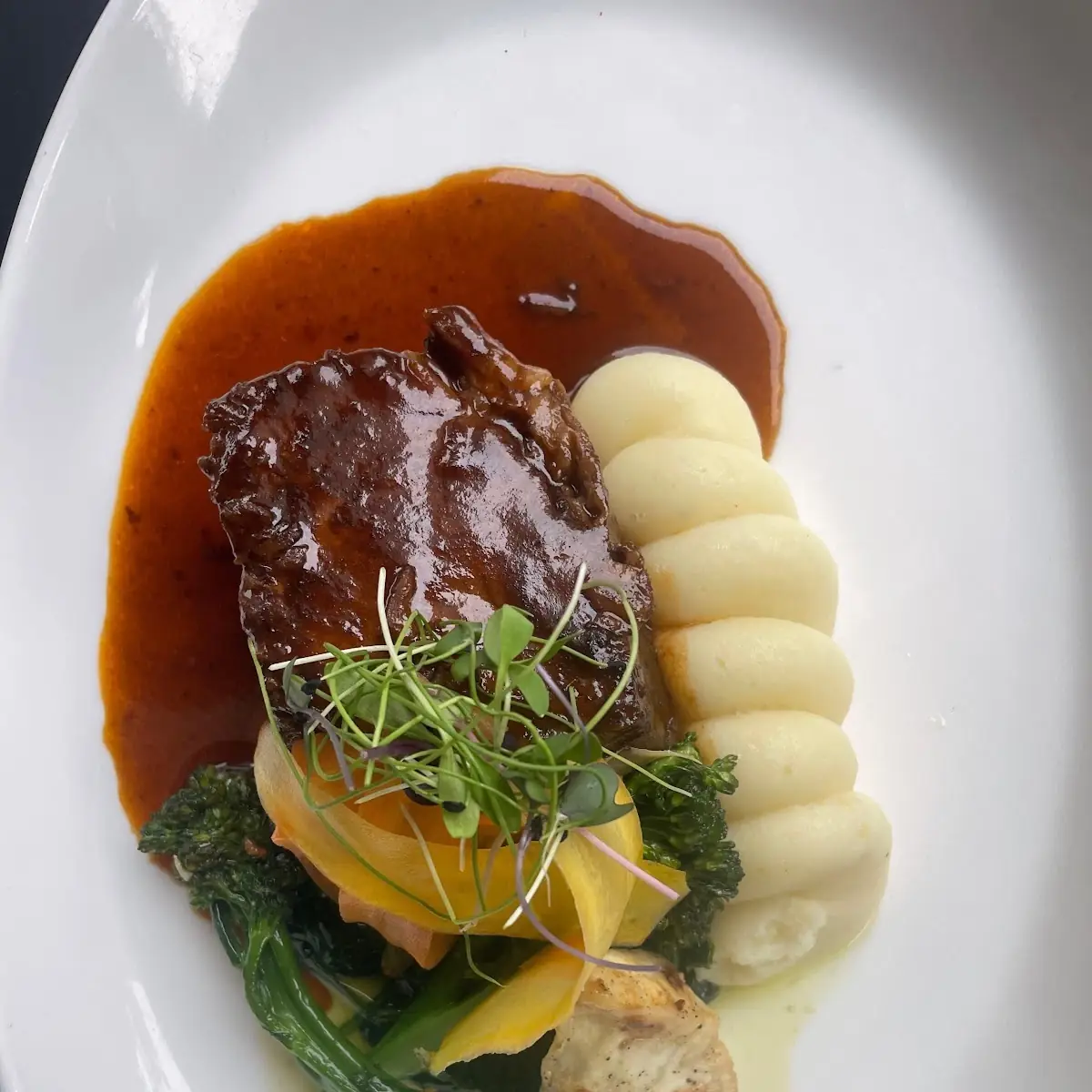 Seared Sea Scallops & Beef Cheek