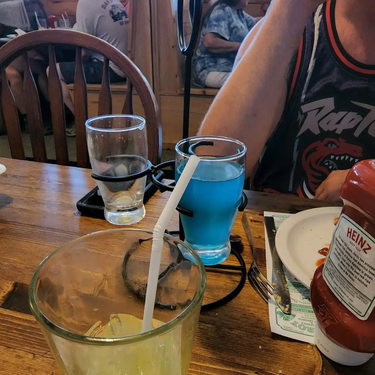 Mimosa Flight