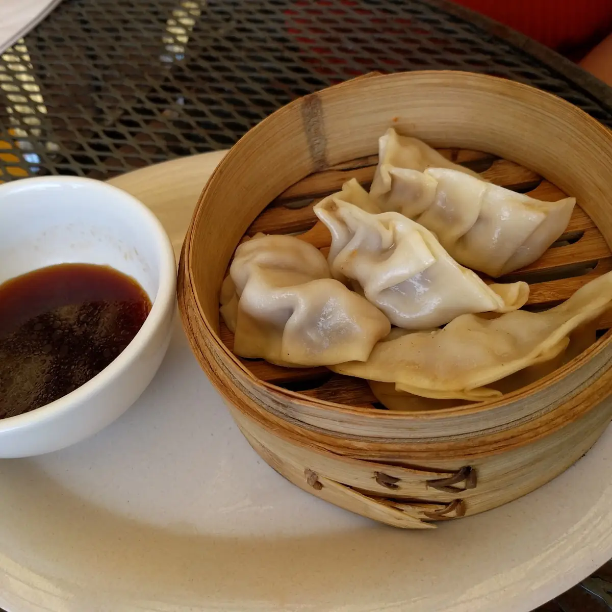 Shanghai Dumplings 4 Crispy Spring Roll