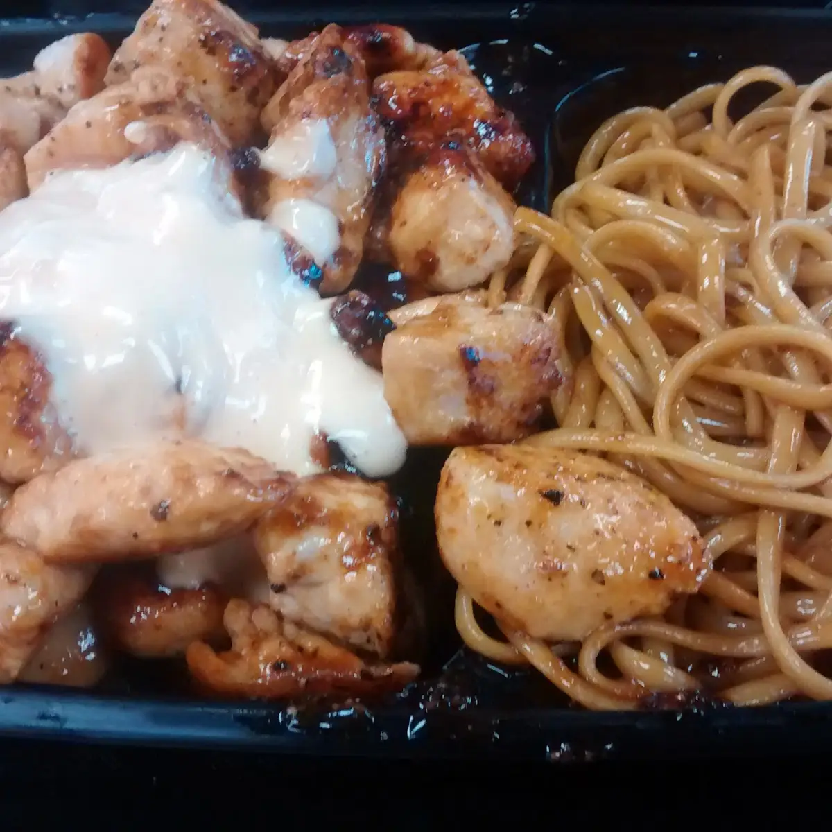 Chicken Lo Mein