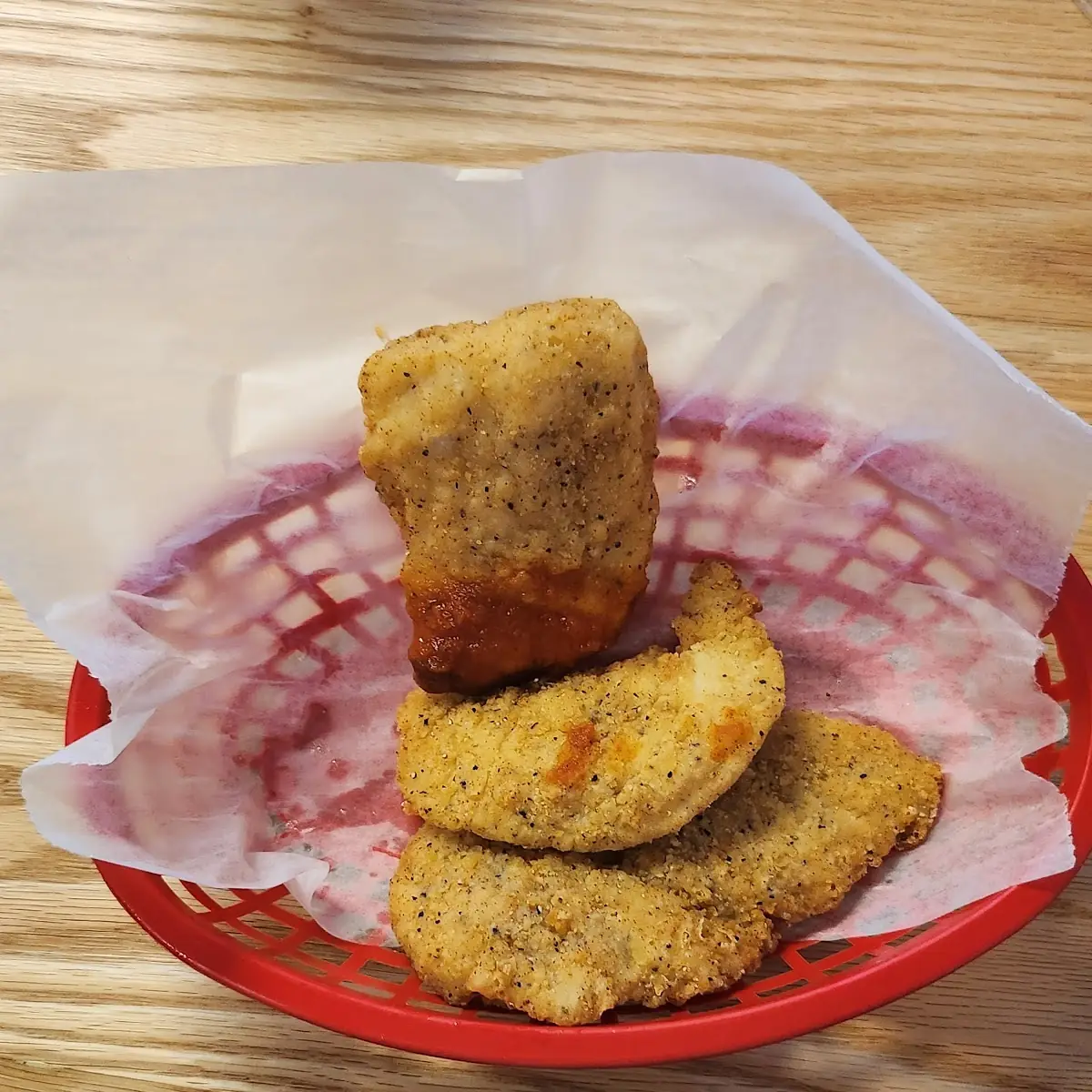 Boneless Wings and Fries