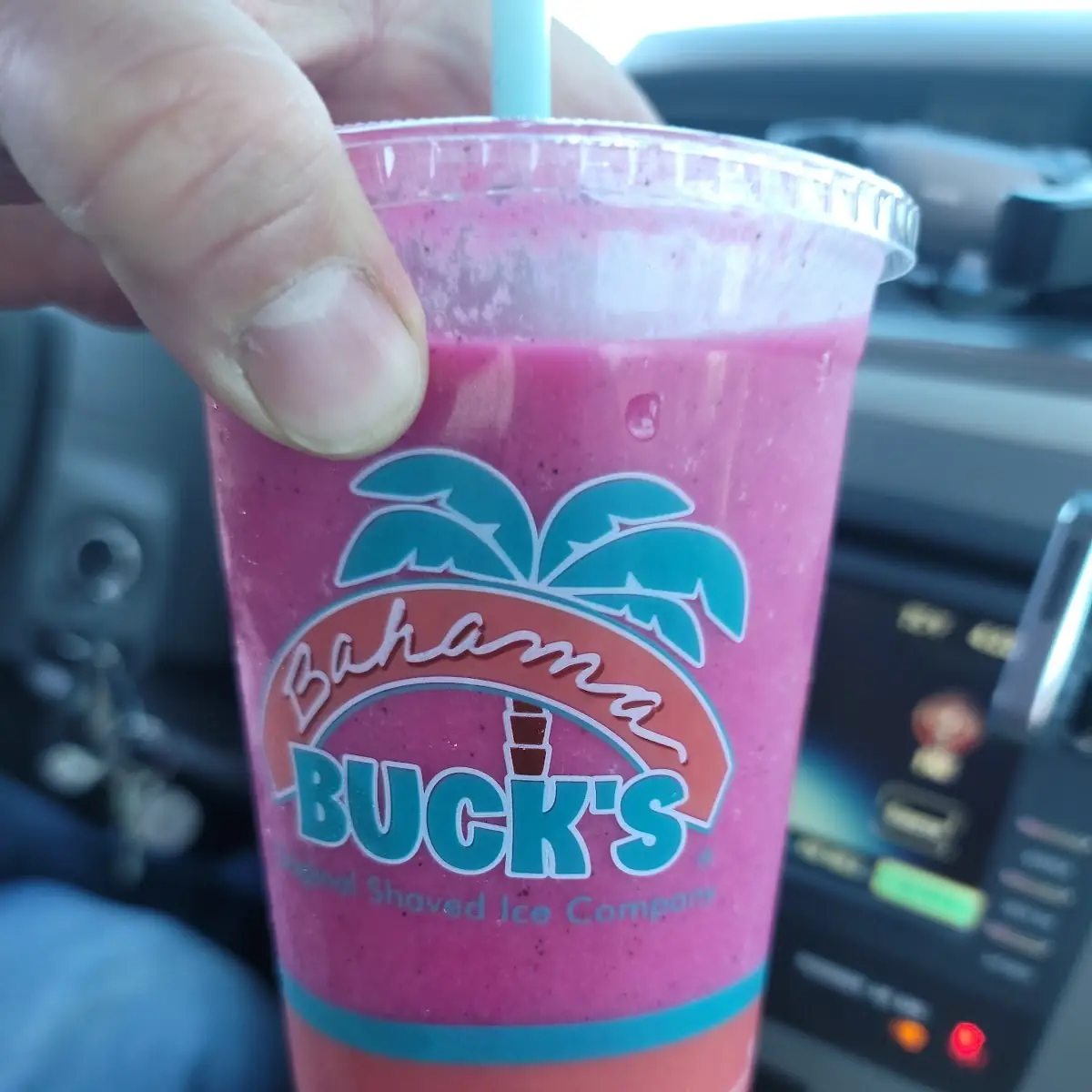 Dragon Fruit Mango Smoothies