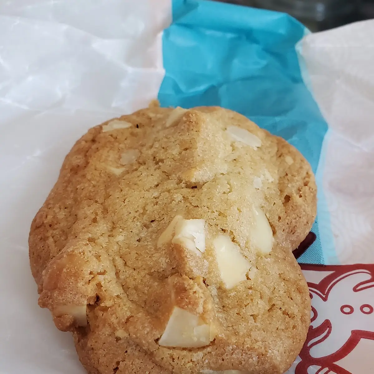 Macadamia Cookie