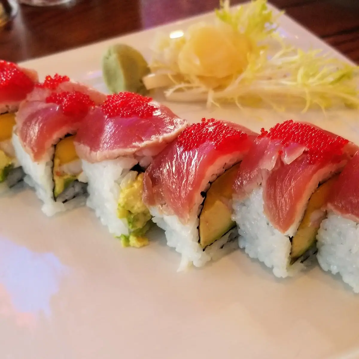 Tuna and Avocado Sushi Rolls