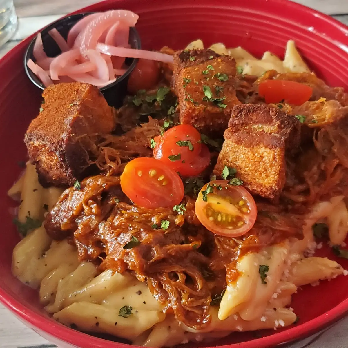 BBQ Pulled Pork Mac Cheese