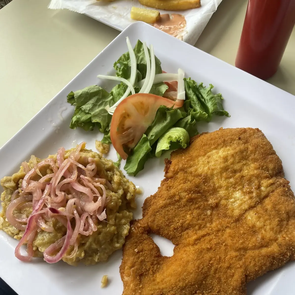 Pechuga Empanada Con
