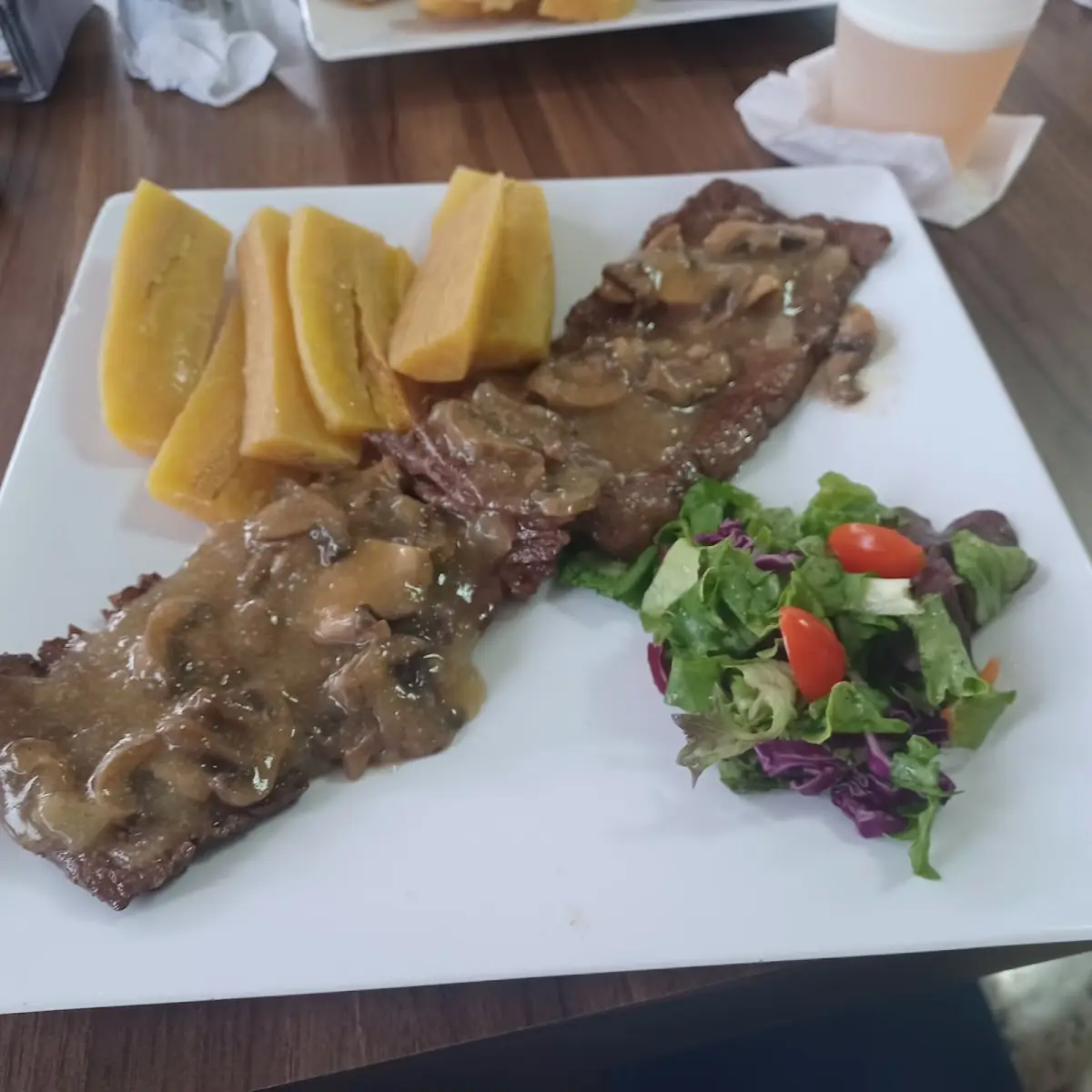 Churrasco En Salsa de Zetas