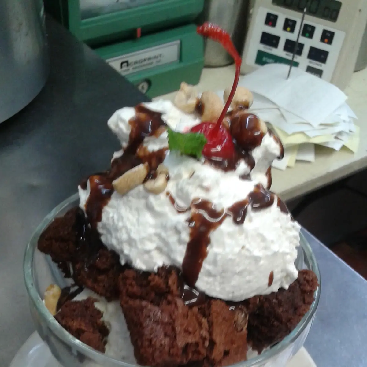 Brownie Sundae