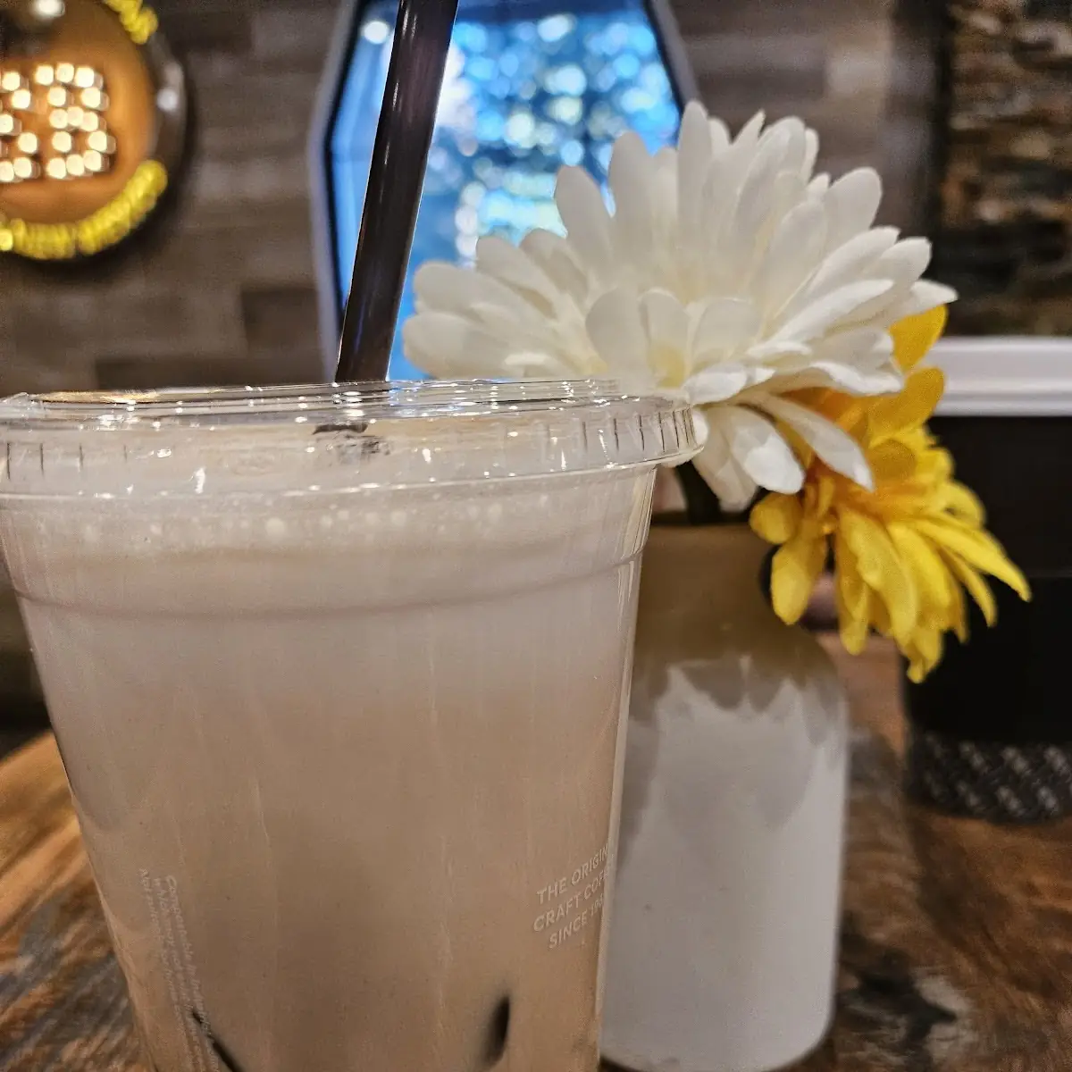 Iced Vanilla Latte