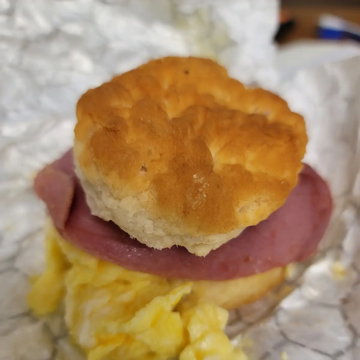 Country Han and Egg Biscuit
