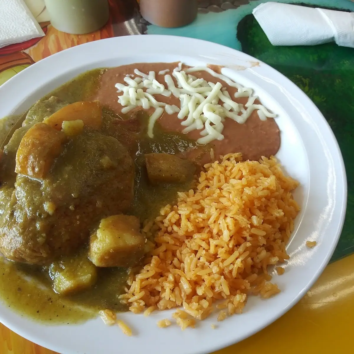 Chuletas En Chile Verde