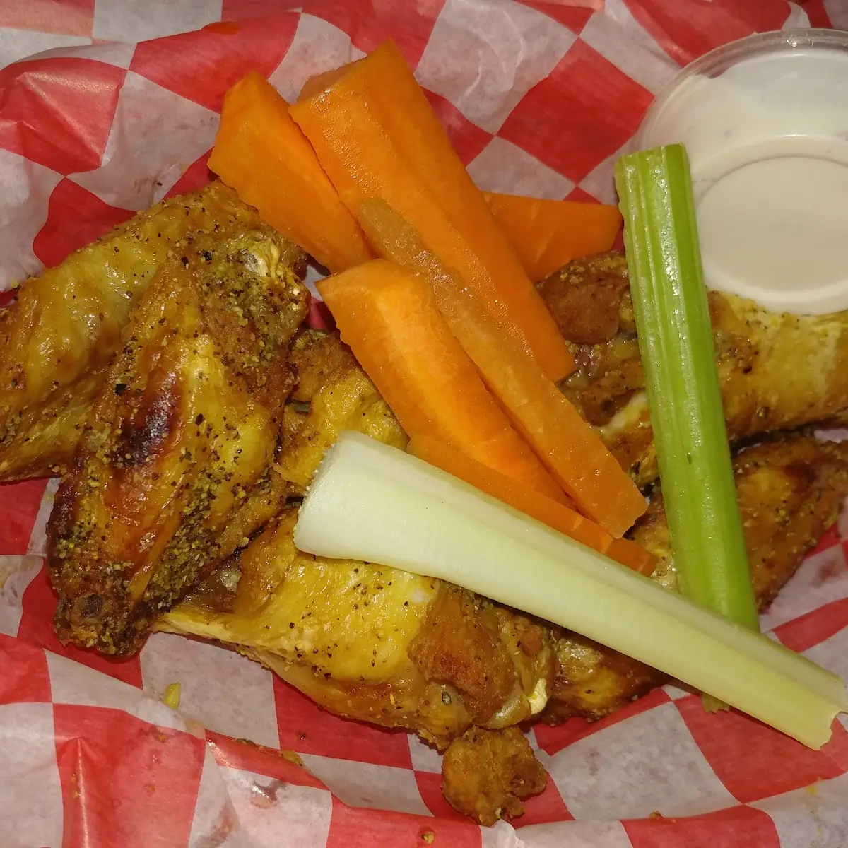 Buffalo Wings Lemon Pepper Wings&Fries