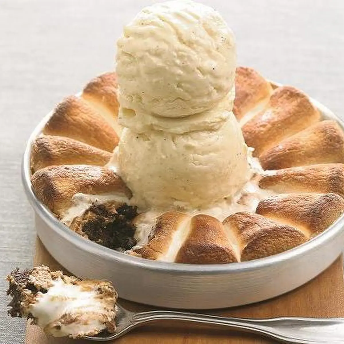 Monkey Bread Pizookie