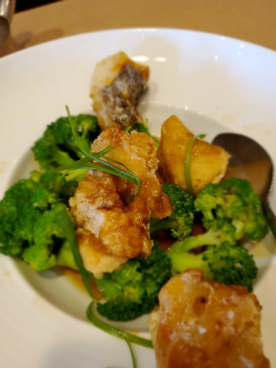 Fried Fish and Broccoli, Congee Queen - North York(Lawrence/Don Mills)