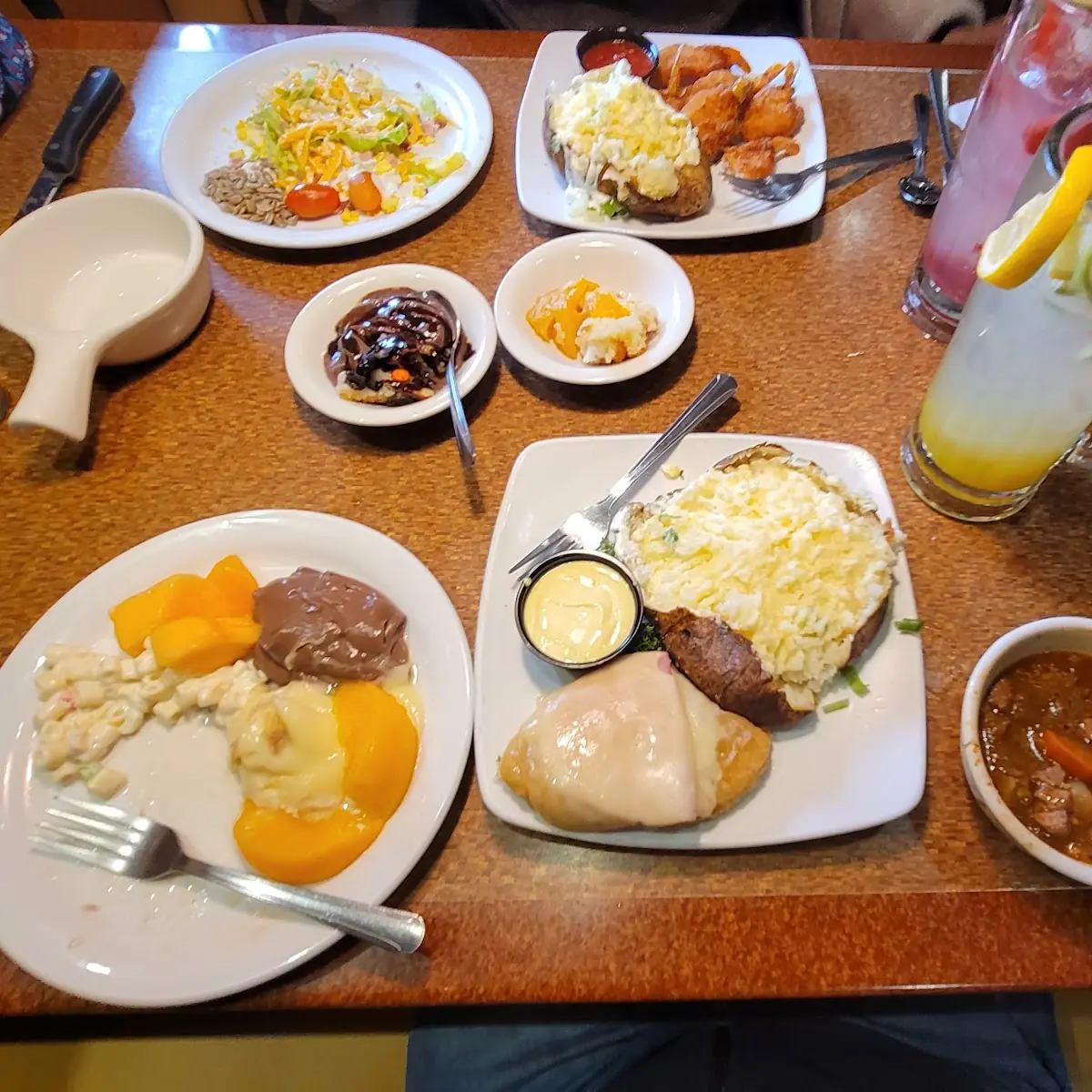 Malibu Chicken & Salad Bar