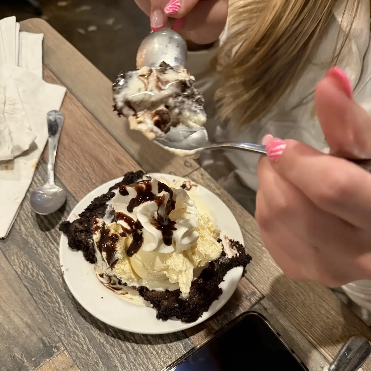 Brownie Sundae