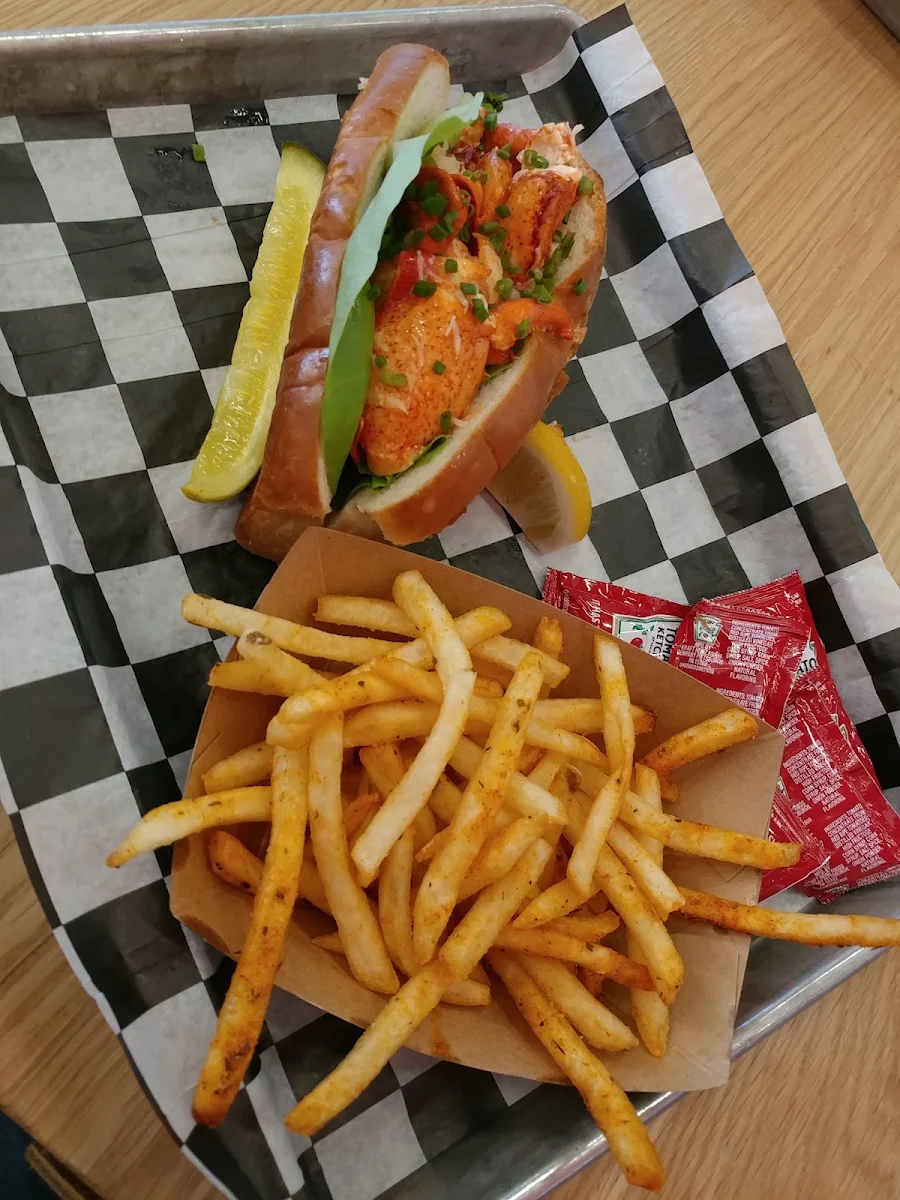 Fried Shrimp Sandwich