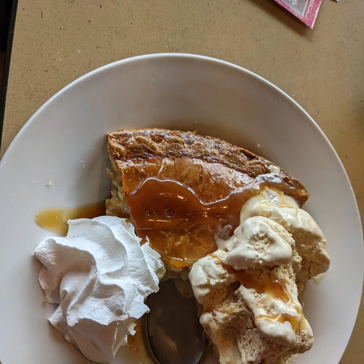 Apple Pie with Ice Cream