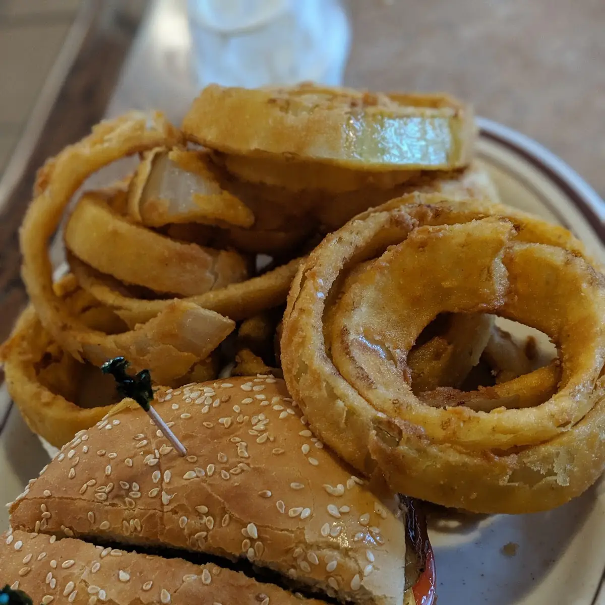 Cheeseburger and Onion Rings