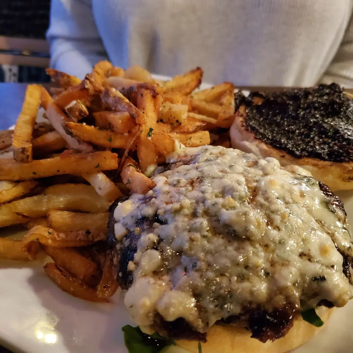 Bleu Cheese Burger 513