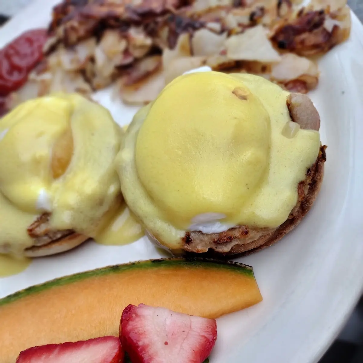 Sausage Eggs Benedict