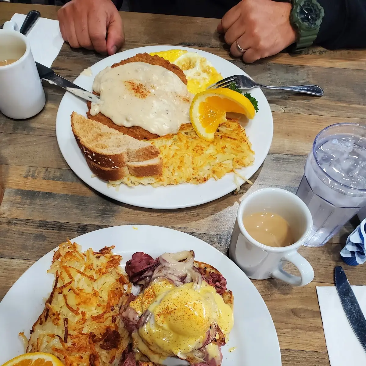 Peg’S Glorified Full Pound Ham Steak & Eggs