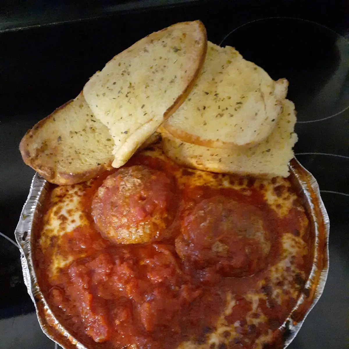 Spaghetti with Jumbo Meatballs Add Mozzarella & Garlic Bread