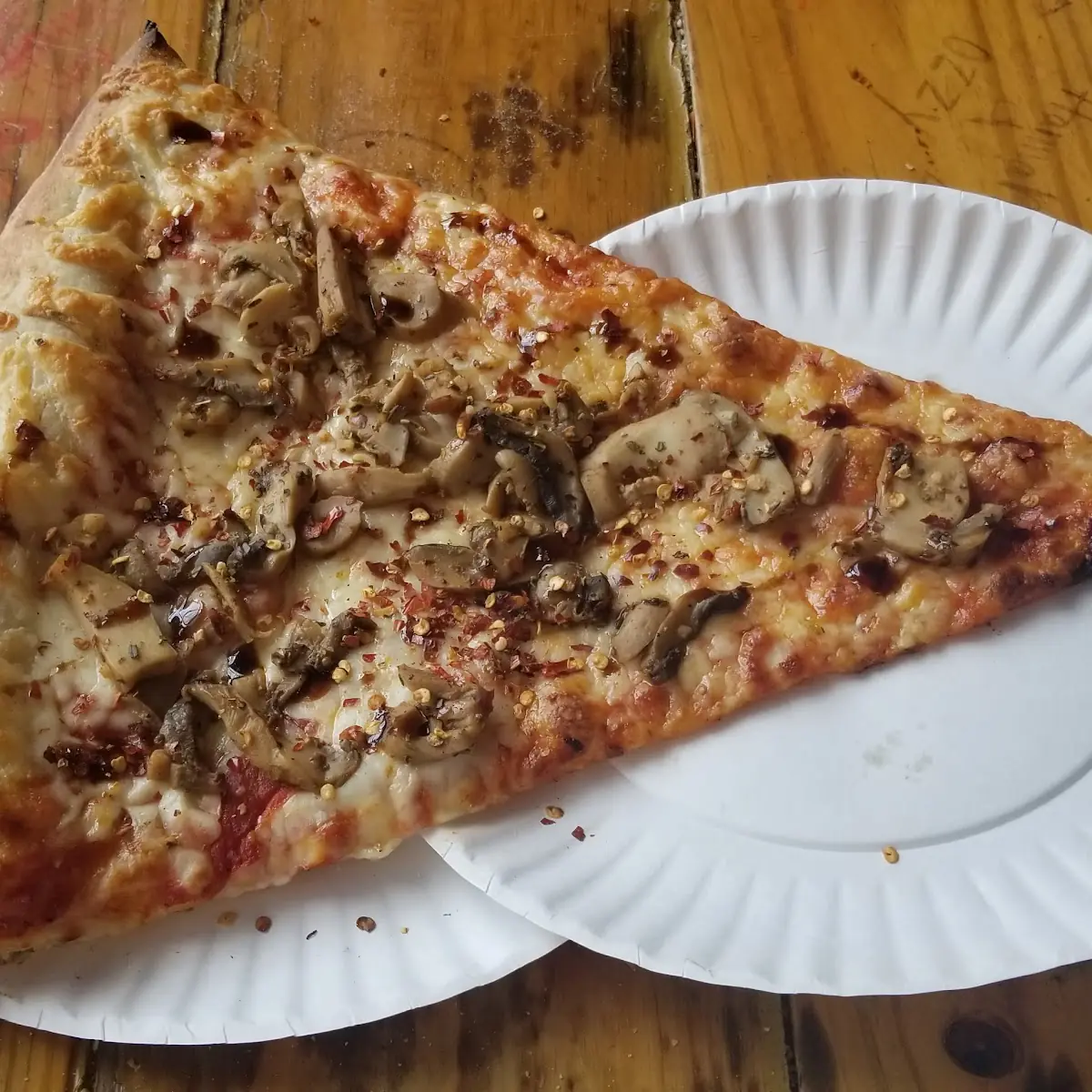 Garlic Mushroom Pizza
