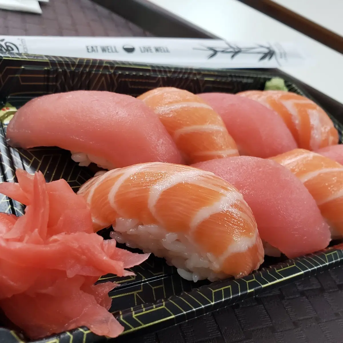 Salmon Sushi