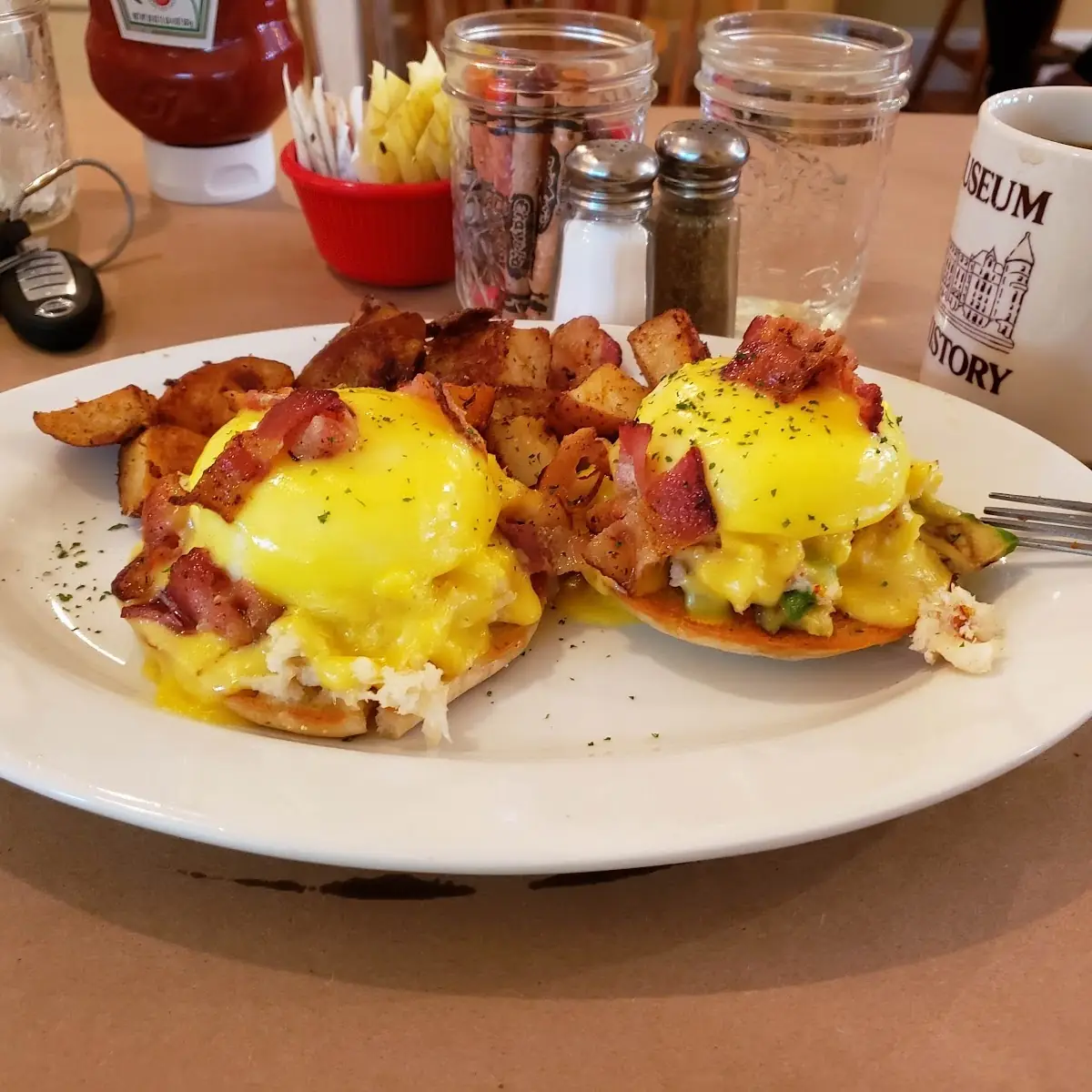 Crab Benedict