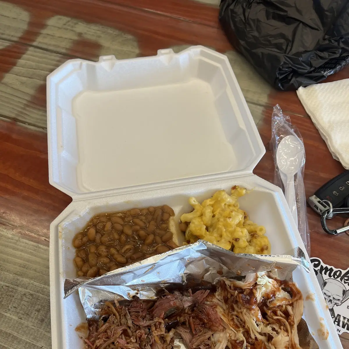 Combo Platter with Pulled Pork Hot Links