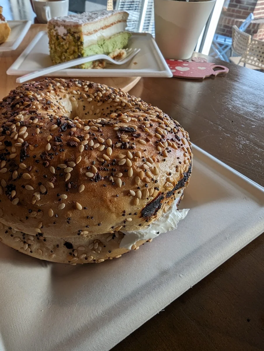 Everything Bagel with Cream Cheese
