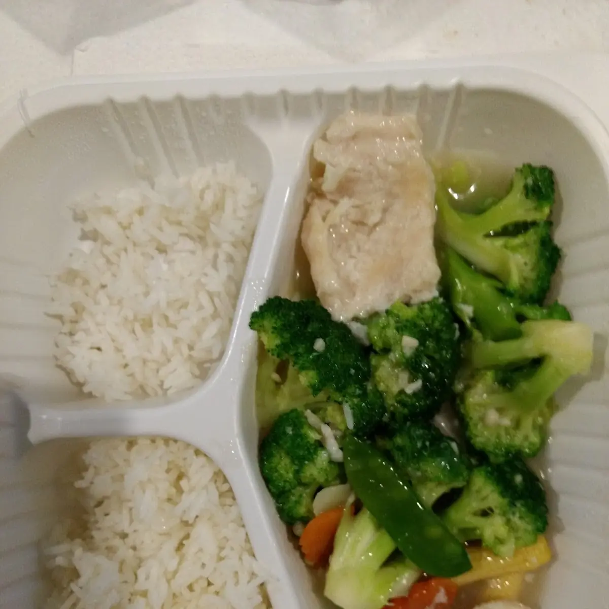 Steamed Chicken with Broccoli