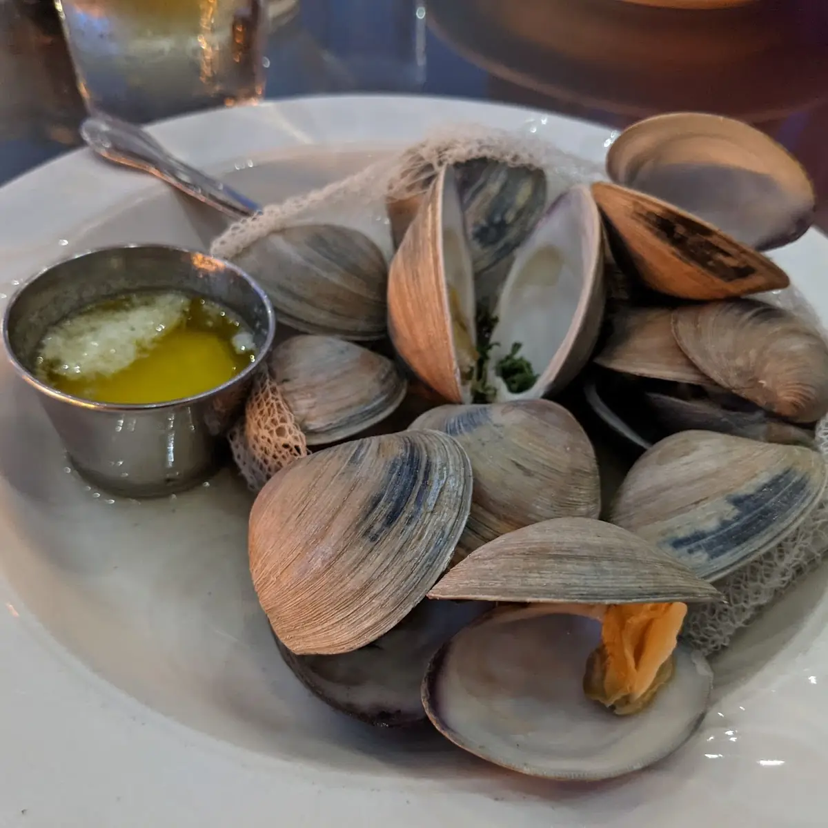One Dozen Middleneck Clams