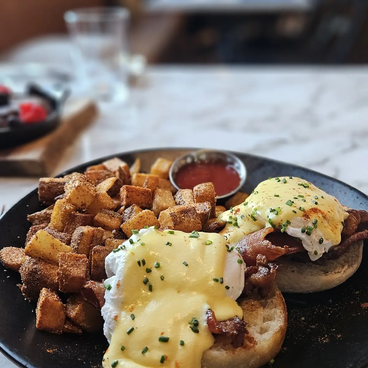 Eggs Benedict