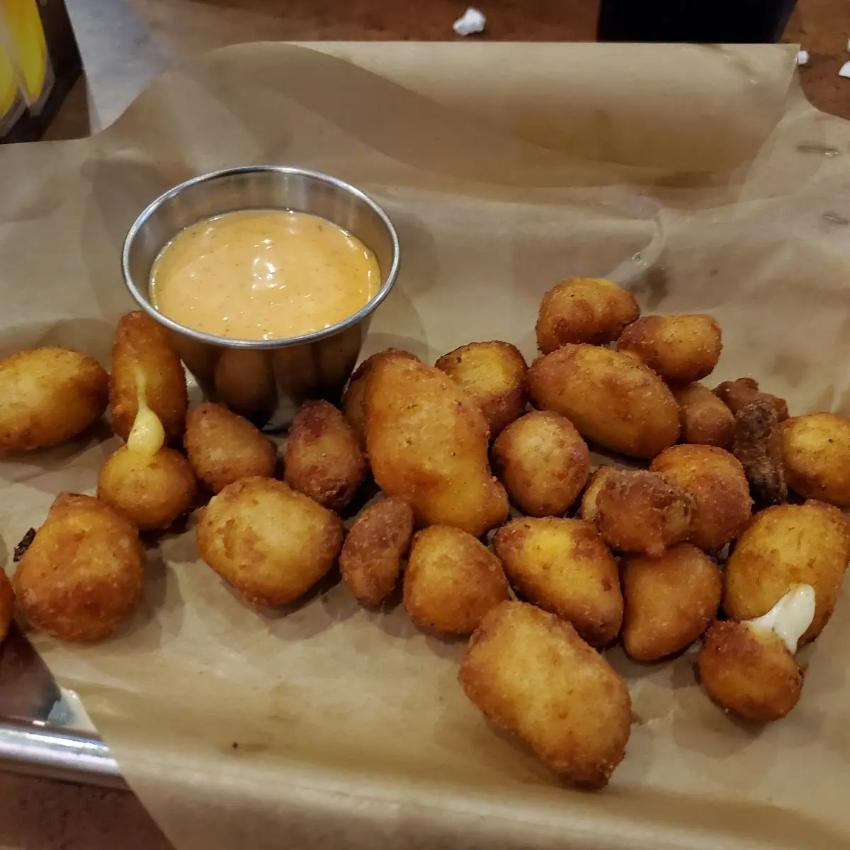 Cheese Curds with Dipping Sauce