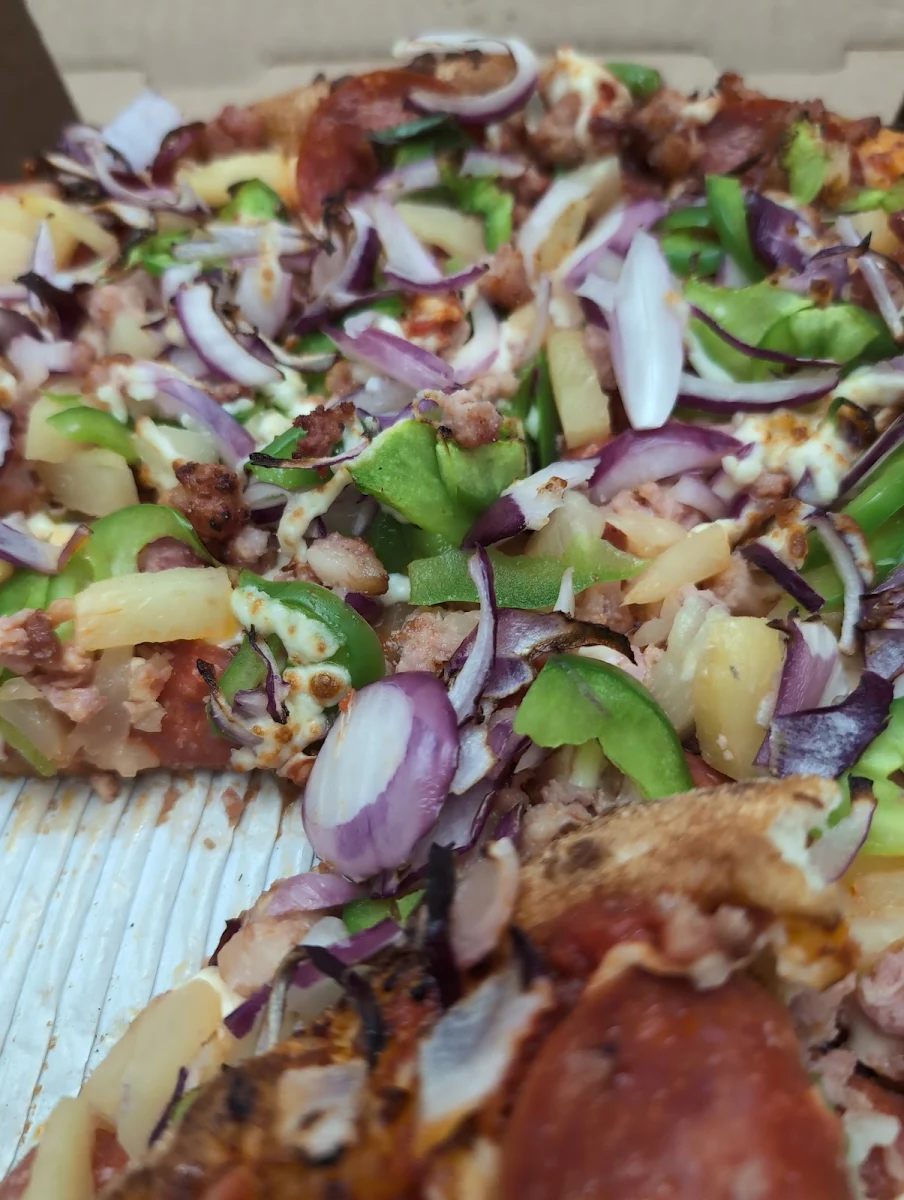 Highlights, Noahs pizza