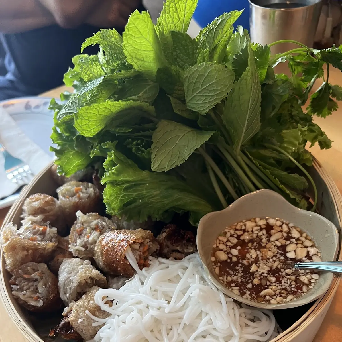 Crispy Rice Paper Rolls