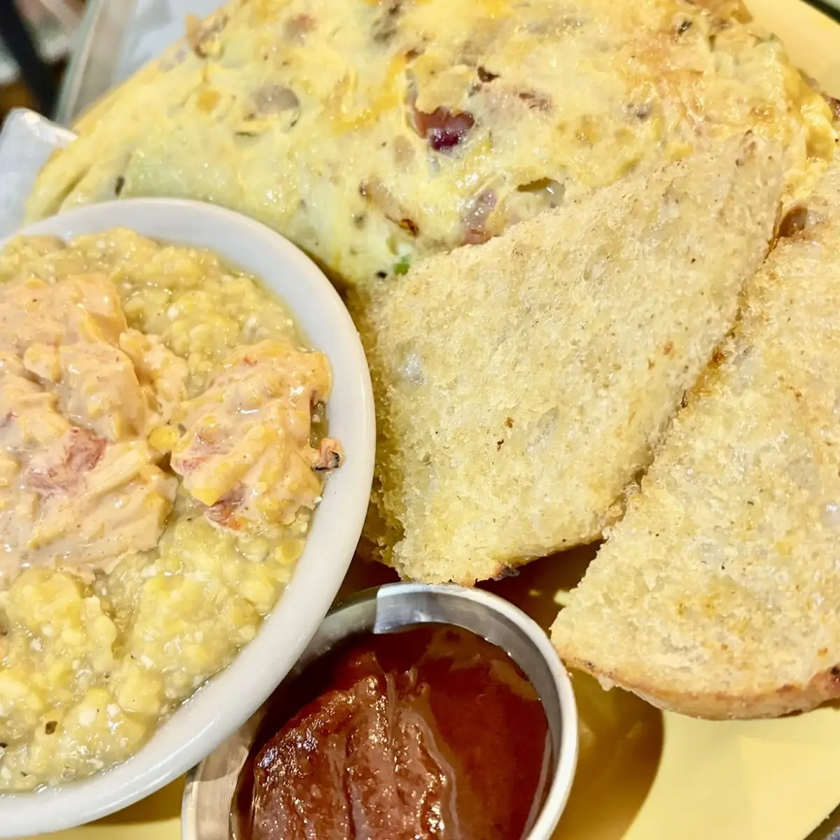 Pimento Cheese Grits