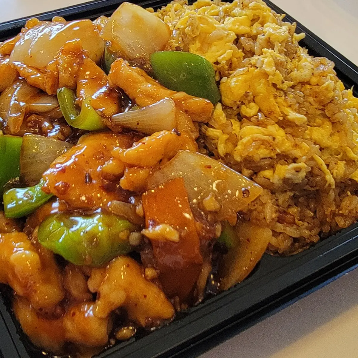 Hot Garlic Chicken Lunch