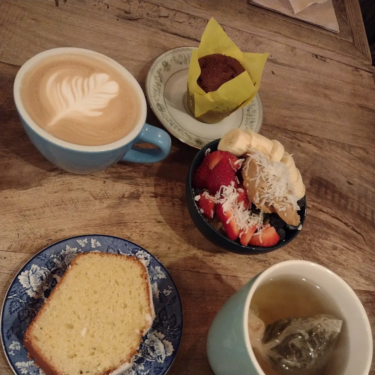 Cappuccino Pound Cake Oatmeal Tea