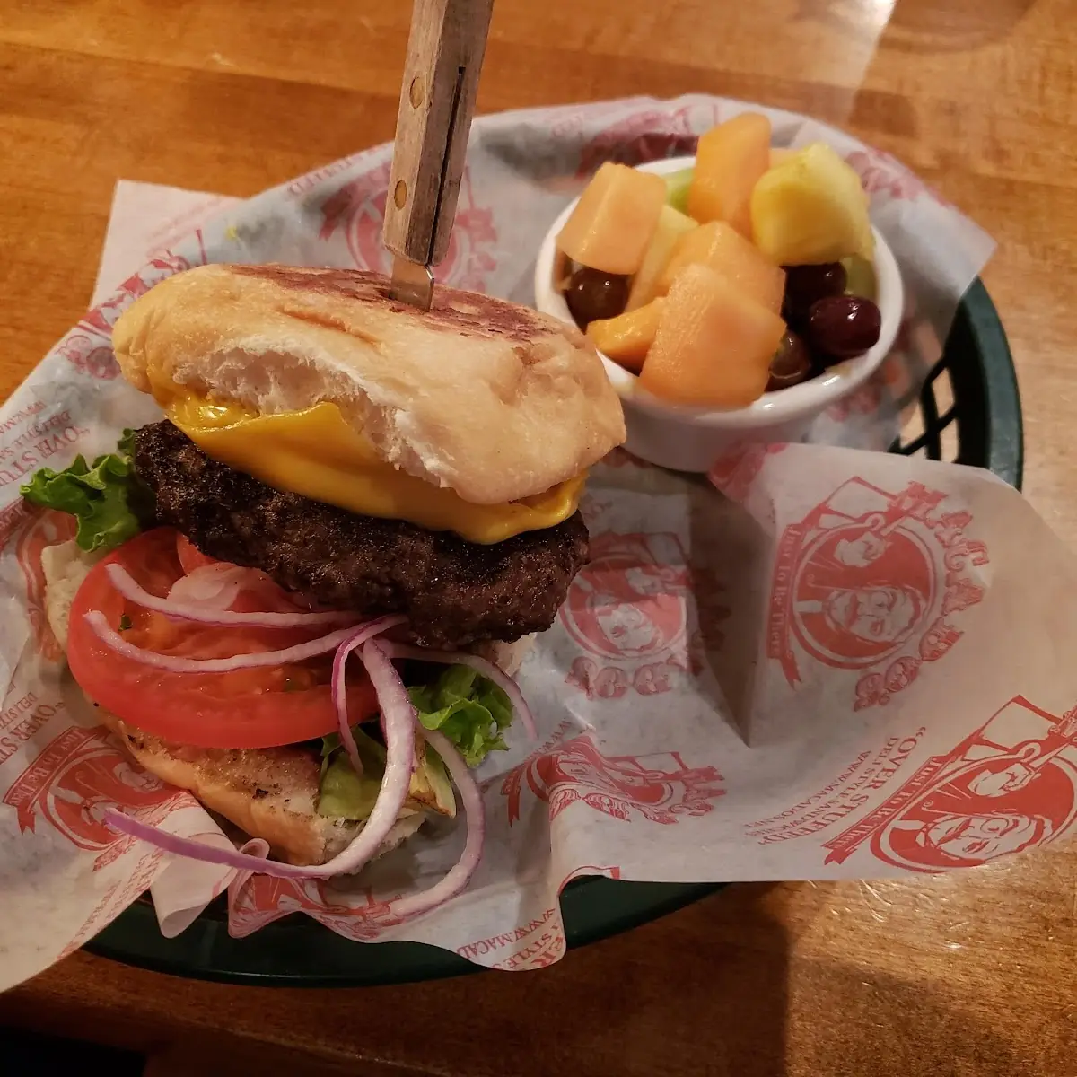 Cheeseburger Deluxe