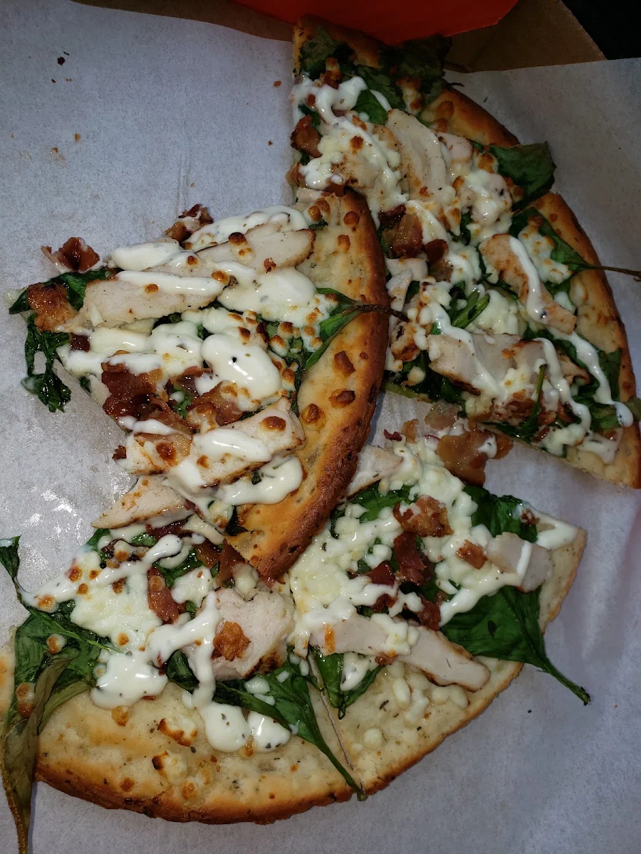 Chicken Bacon Ranch Cauliflower Crust Pizza