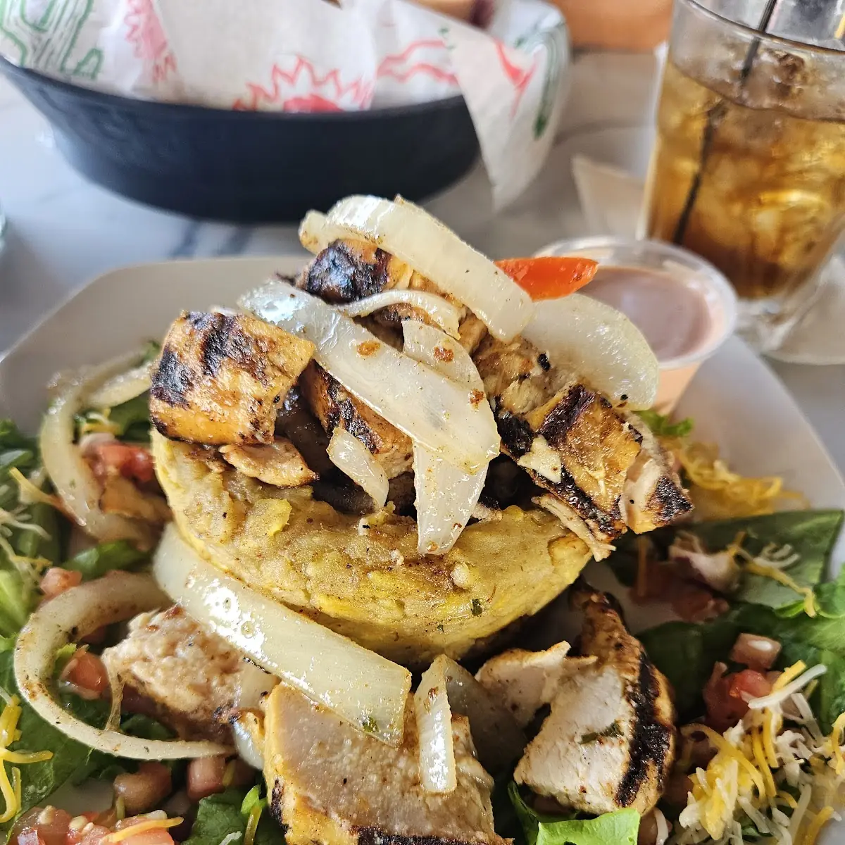 Mofongo Relleno Pollo