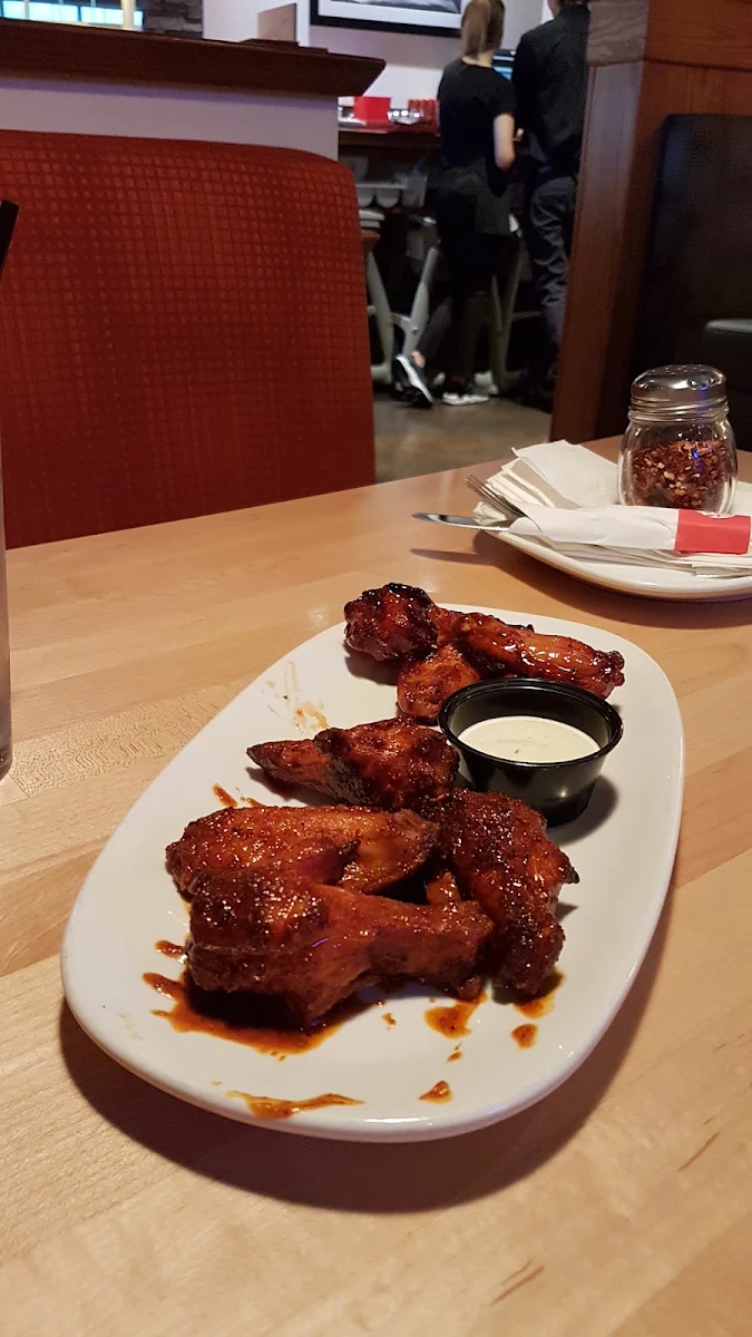 Chicken Wings, Boston Pizza