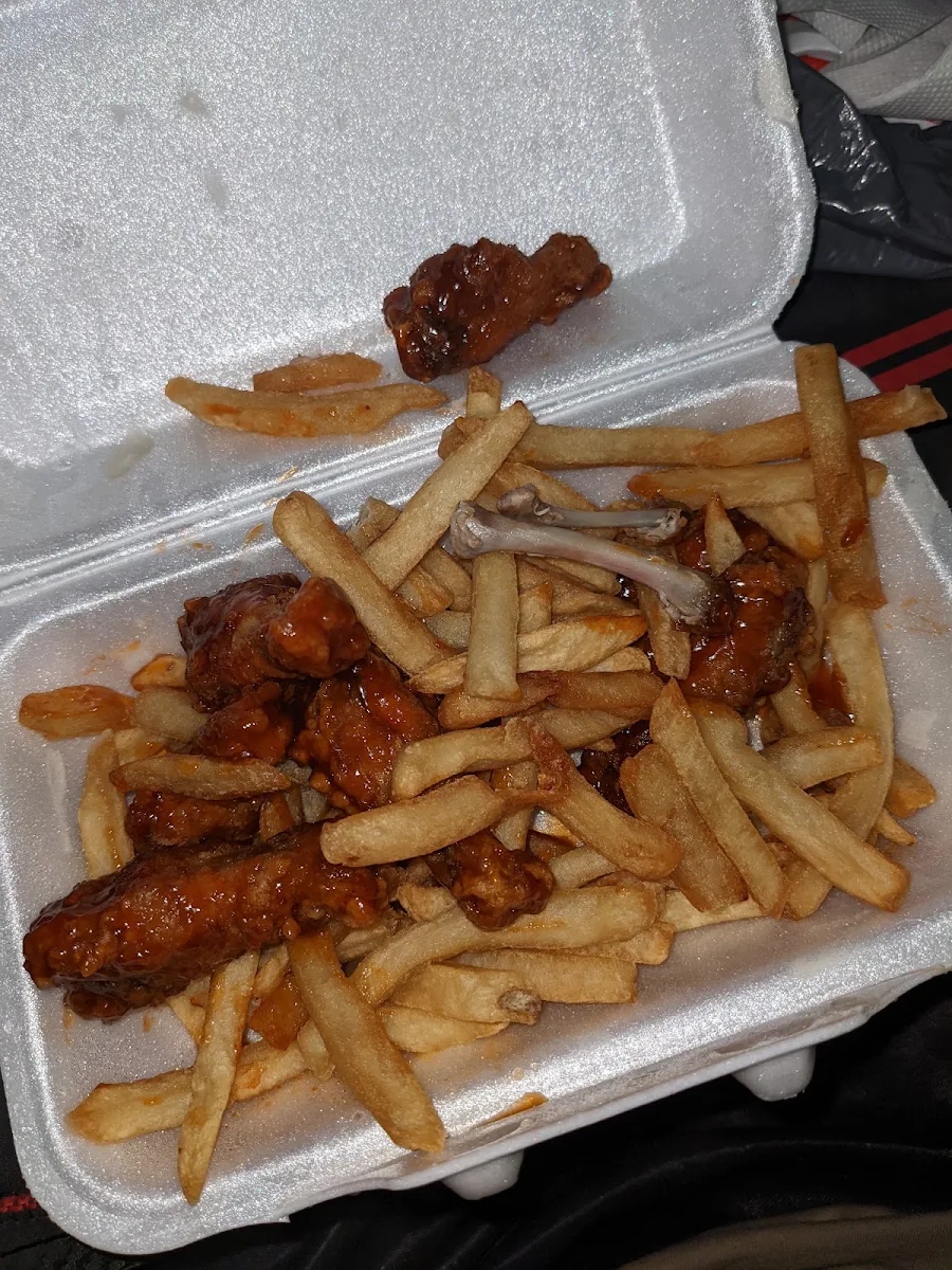 Wings Fries, Triple Triple Pizza & Chicken