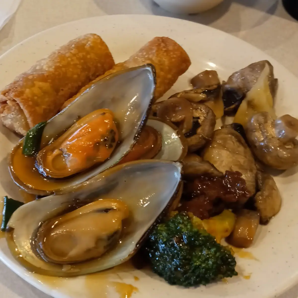Egg Roll's Clam on Half Shell