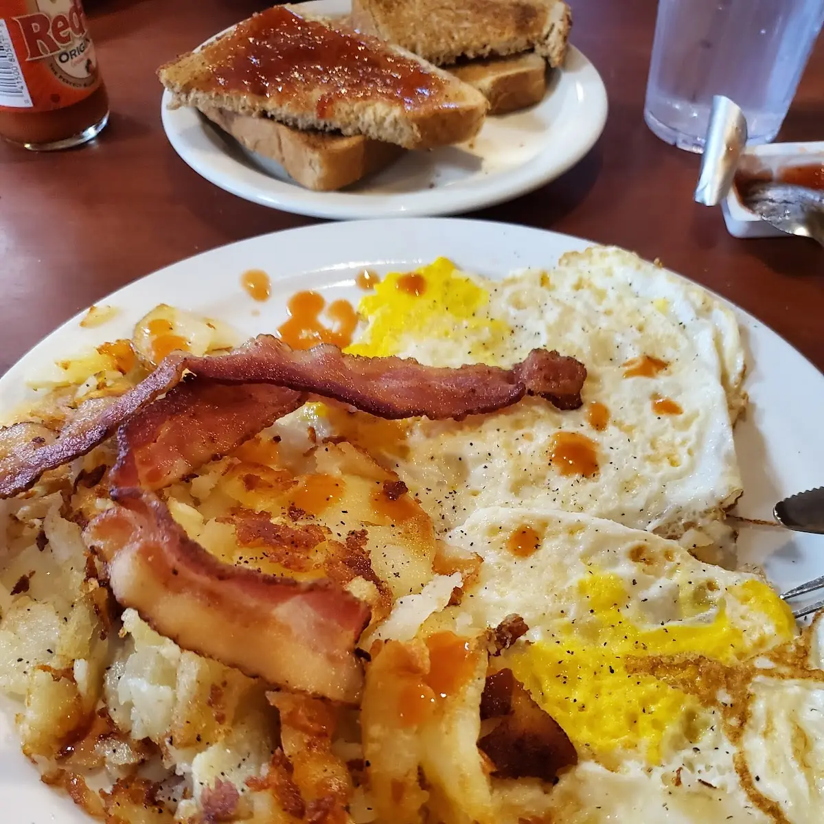 Eggs and Turkey Sausage Patties