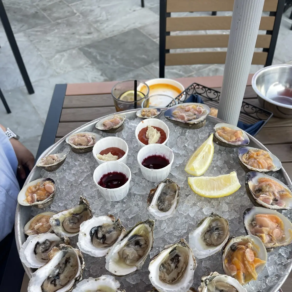 Fresh Raw Oysters with Lemon Slices